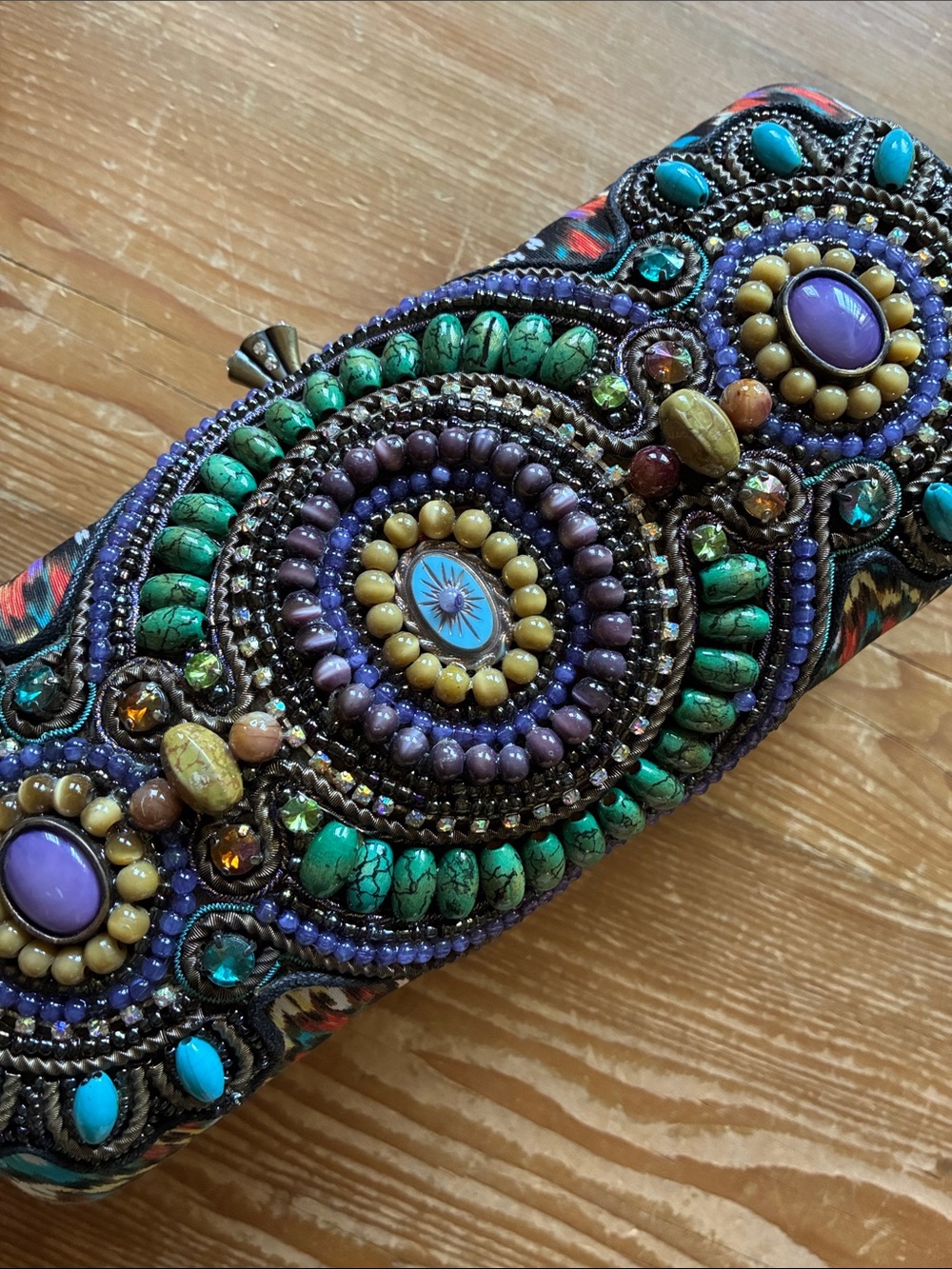Sensational Mary Frances Natural, Crystal & Painted Stones Ikat Clutch Bag - Picture 16 of 16